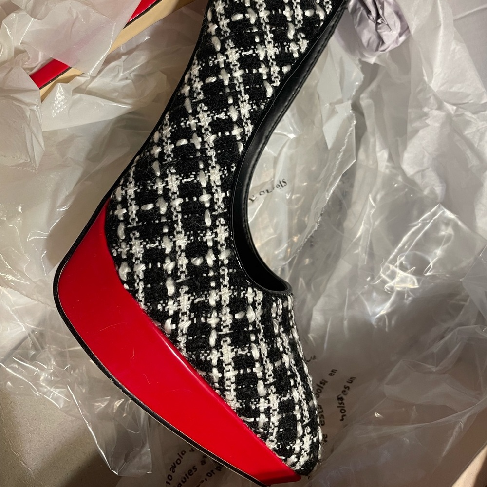 Black/White/Red Shoes